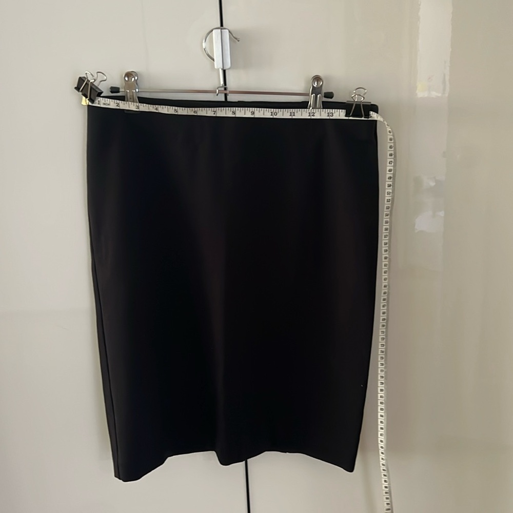 Melanie Lynn Black skirt 4